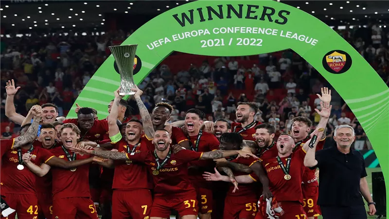 بعد فوزه على فينورد.. روما يتوج بلقب دوري المؤتمر الأوروبي