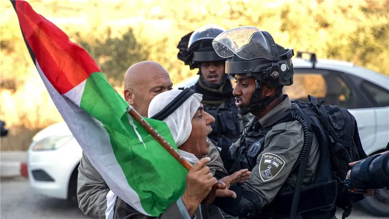 اتهام فلسطيني بمحاولة اغتيال عضو متطرف بالكنيست