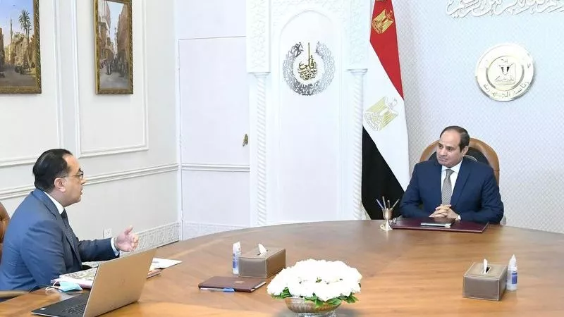 مدبولي يطلع الرئيس السيسي على نتائج مؤتمر مبادرة الشراكة بين مصر والإمارات والأردن
