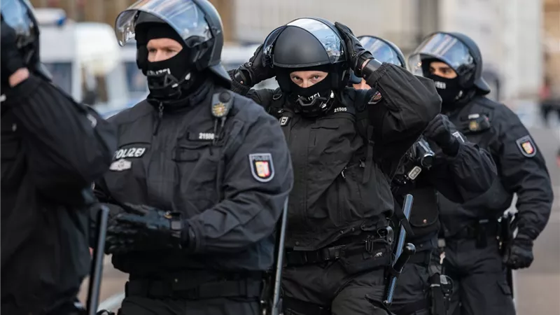 وفاة طفلة وأمها متأثرتين بإصابتهما فى حادث دهس بميونخ الألمانية