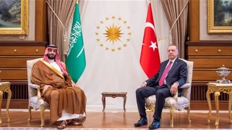 ولي العهد السعودي يغادر تركيا بعد مباحثات مع أردوغان