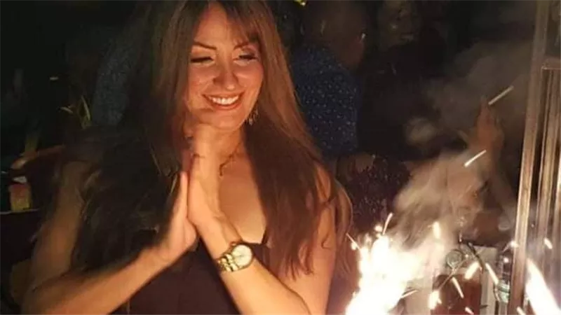الفنانة نيرمين الفقي توجه الشكر لصديقاتها بمناسبة الاحتفال بعيد ميلادها