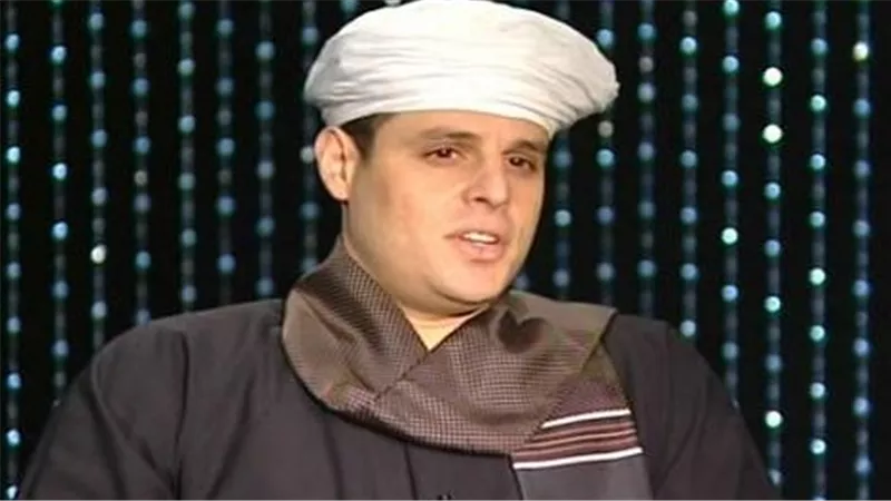 نقيب المنشدين يهاجم الفنان هاني شاكر: مش فاضي غير لمطربي المهرجانات