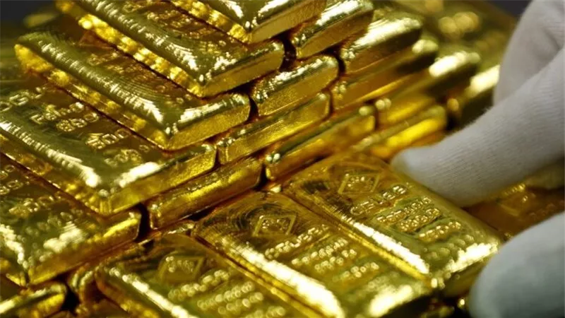 ارتافع أسعار الذهب بالتزامن مع اعتزام مجموعة السبع حظر استيراد المعدن من روسيا 