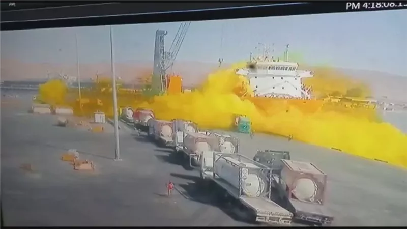 9 وفيات و134 إصابة نتيجة تسرب غاز سام في ميناء العقبة بالأردن