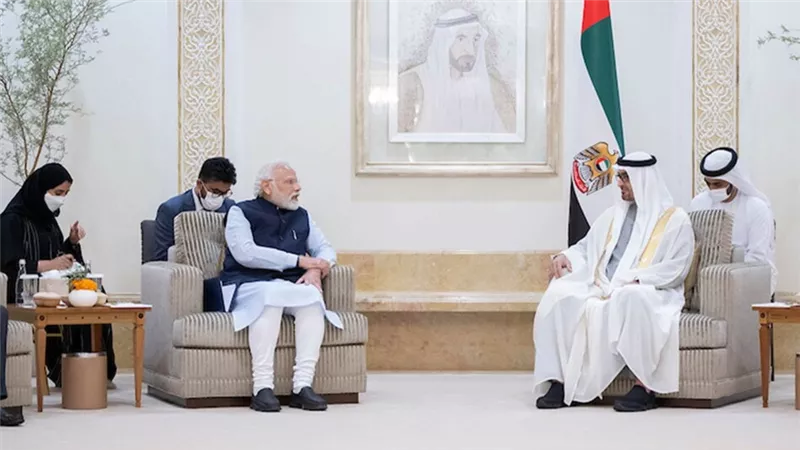 الشيخ محمد بن زايد يستقبل رئيس وزراء الهند في أبوظبي