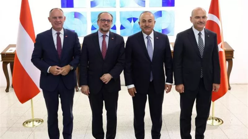 تركيا والنمسا تبحثان تعزيز العلاقات الثنائية بين البلدين