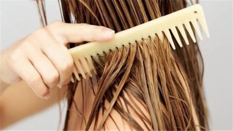 هل هذه نهاية الشامبو؟ طرق جديدة لتنظيف شعرك