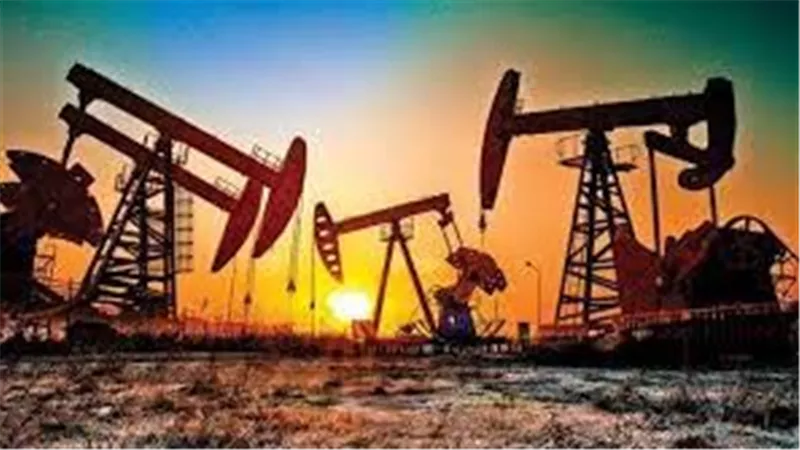 تقرير يوضح تراجع أسعار النفط اليوم الثلاثاء