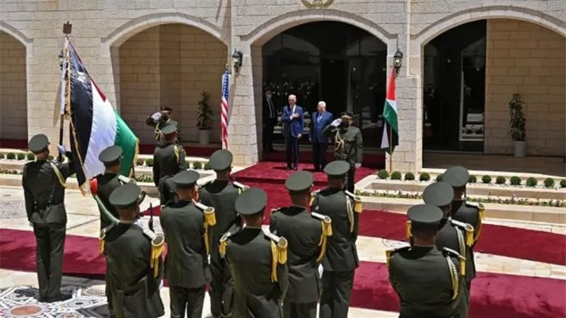 عاجل.. الرئيس الفلسطيني يعرض السلام على قادة إسرائيل وهكذا علق 