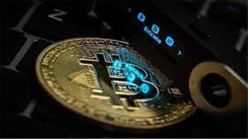 انخفاض أسعار العملات المشفرة والبيتكوين يسجل 27648 دولارًا
