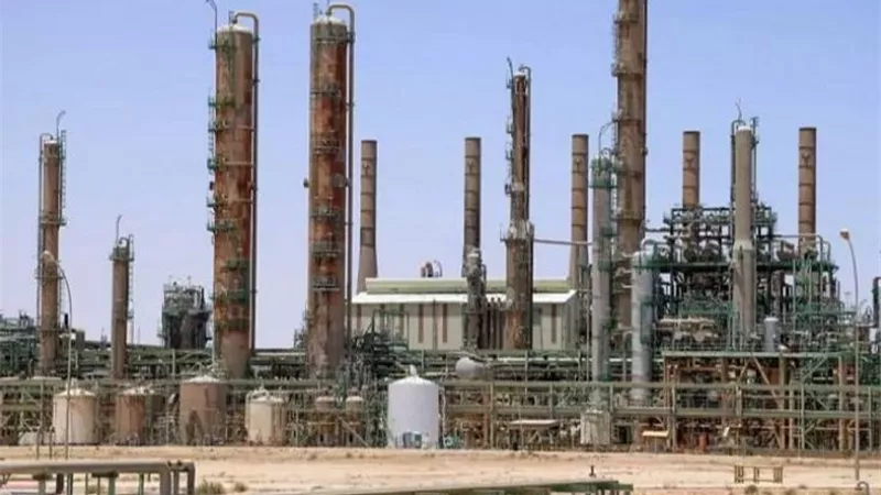 المؤسسة الوطنية للنفط بليبيا تقرر استئناف الإنتاج بعدة حقول