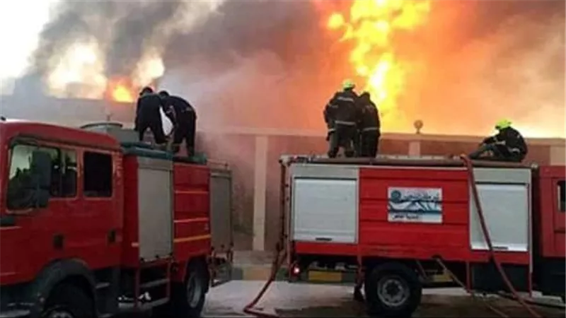 حريق بأحد محلات الأحذية داخل مول تجاري بجوار فندق رمسيس هيلتون