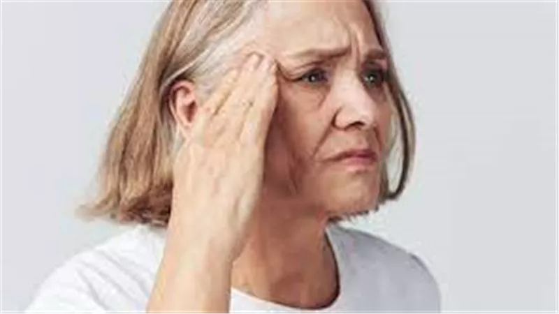 باحثون يكشفون عن أعراض ألزهايمر المبكرة