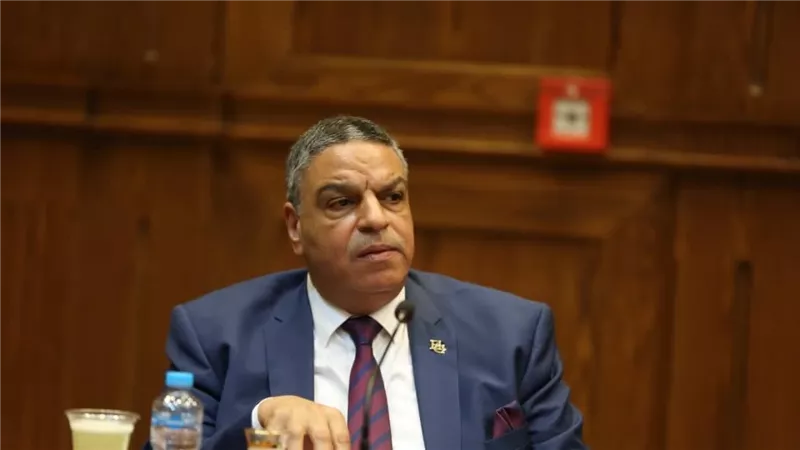 مصر.. عضو بالشيوخ يُشيد بقرارات الإفراج عن المحبوسين 