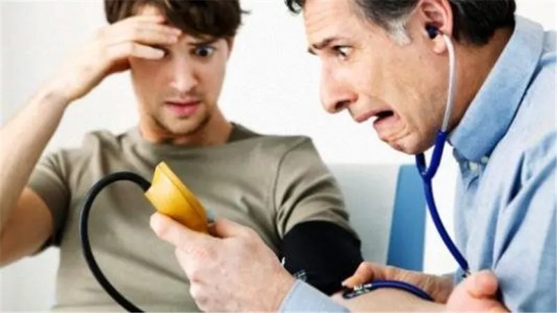 أسباب ارتفاع الضغط عند الشباب وأهم أعراضه وعلاجاته المنزلية