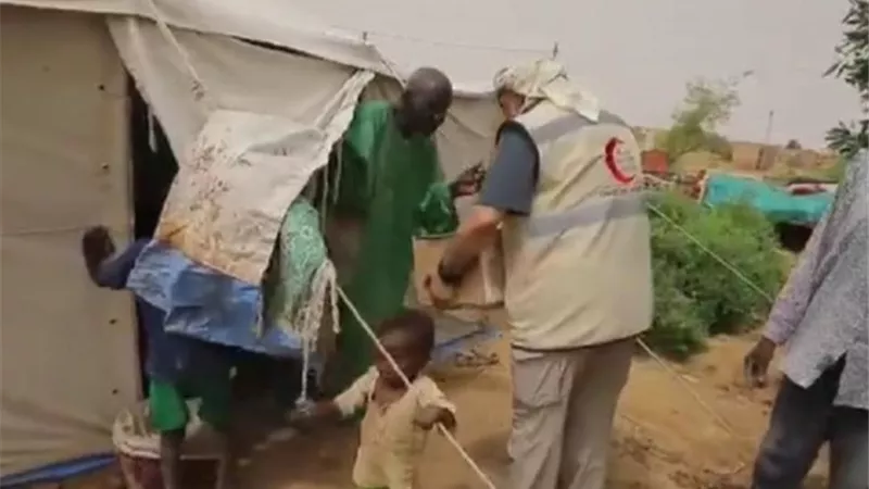 الإمارات ترسل قافلة مساعدات إغاثية لمتضرري السيول بالسودان