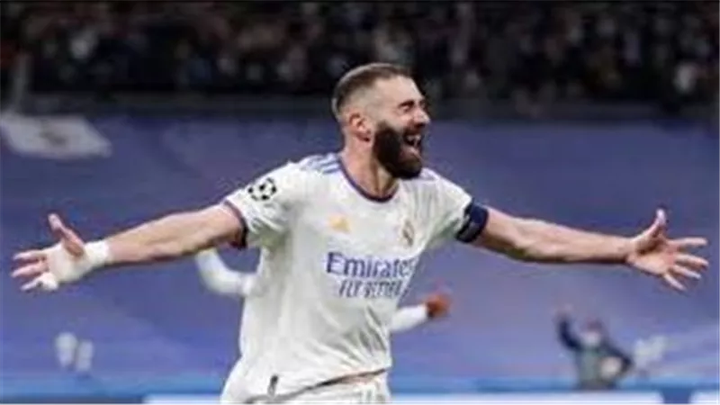 كريم بنزيما ولوكاس فاسكيز يتغيبان عن تشكيل ريال مدريد في مواجهة أتلتيكو