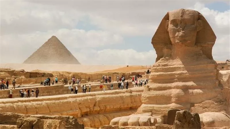 مصر.. حملة إعلامية لتحسين ثقافة المجتمع في التعامل مع السائحين