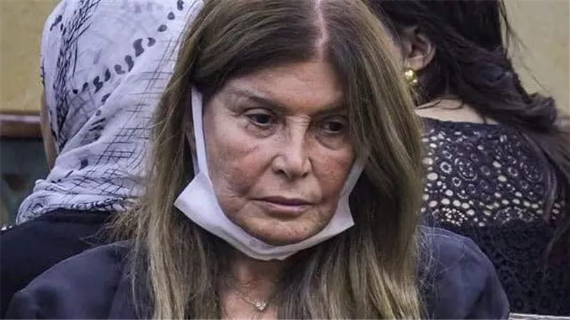 صورة حزينة للفنانة ميرفت أمين تثير جدلًا على مواقع التواصل الاجتماعي