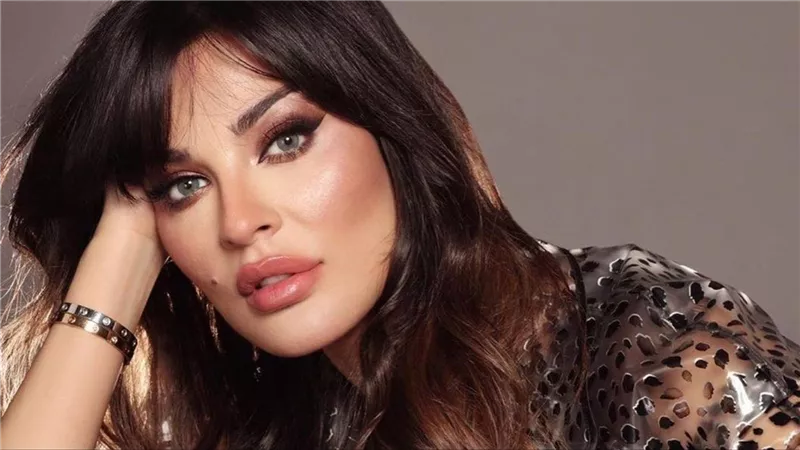 الفنانة اللبنانية 
