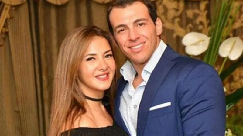  الفنانة المصرية دنيا سمير غانم توجه رسالة رومانسية لزوجها الإعلامي رامي رضوان (صورة)