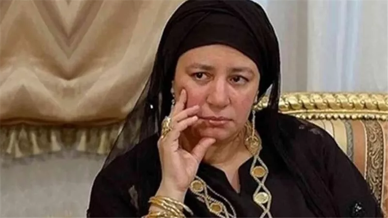  الناقد الفني المصري طارق الشناوي يتحدث عن كواليس آخر ظهور إعلامي للفنانة 