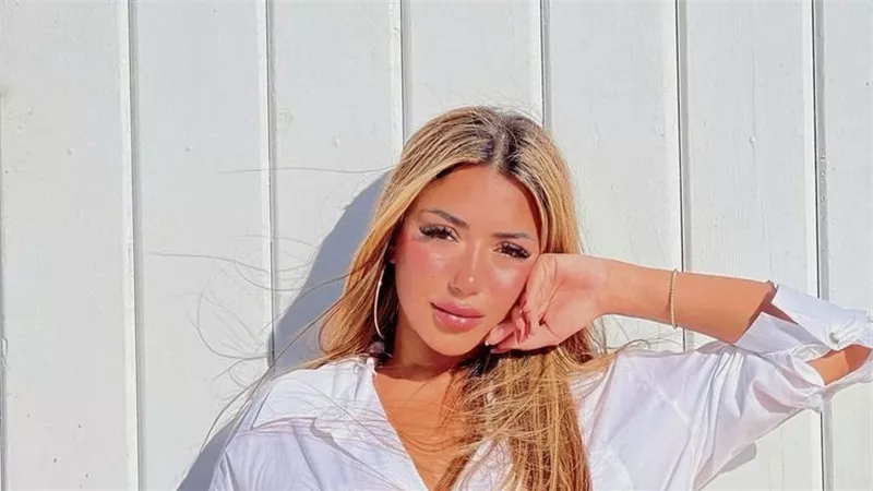 بالأبيض الشفّاف.. الفنانة المصرية سارة سلامة تنشر مجموعة صور جديدة تشعل مواقع التواصل