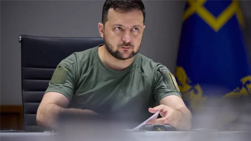 عاجل.. أول تعليق للرئيس الأوكراني على قرارات بوتين الأخيرة
