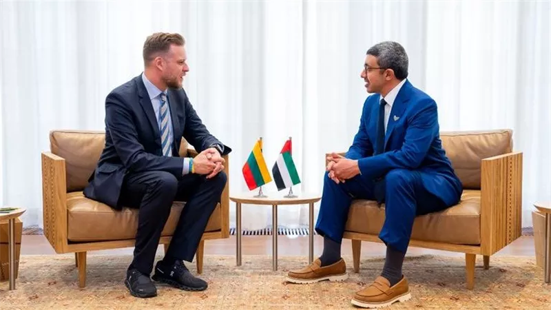 شاهد.. عبدالله بن زايد يلتقي عددا من وزراء خارجية الدول المشاركة في أعمال الجمعيبة العامة للأمم المتحدة