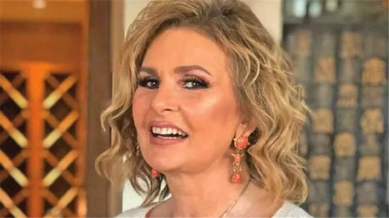  التُقطت لها منذ عقود طويلة.. صورةً قديمة ونادرة للنجمة المصرية 