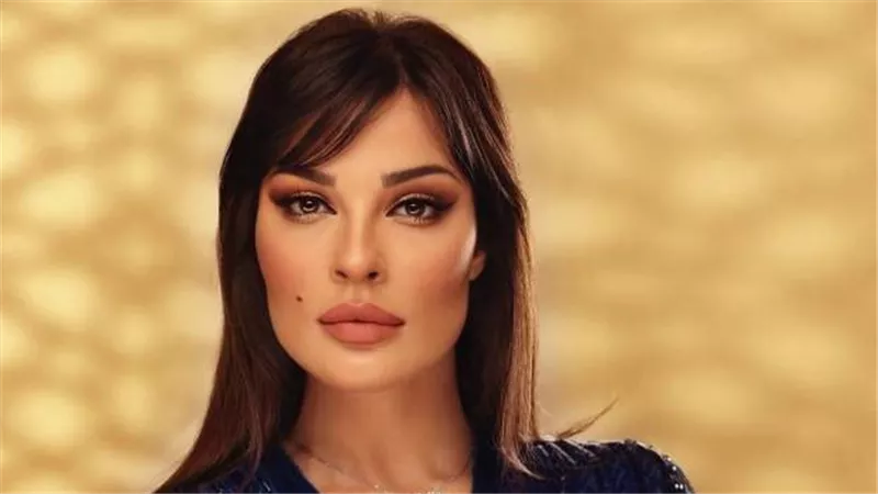 أسباب اعتذار الفنانة اللبنانية نادين نجيم لزميلها الفنان طوني عيسى (صورة وفيديو)