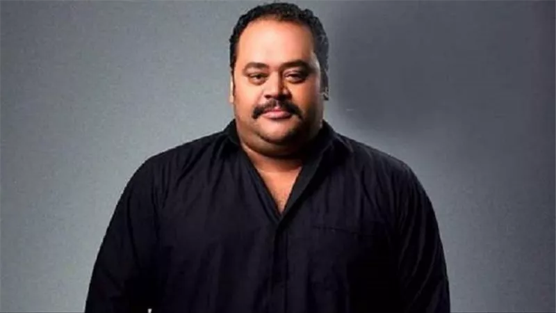  بتعليق ساخر.. النجم المصري محمد ممدوح ينشر صورة جديدة خضعت للفوتوشوب