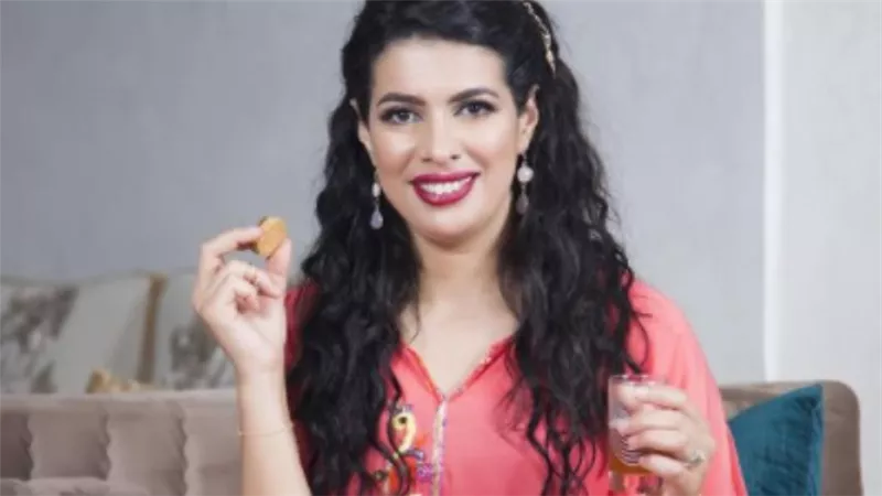  الممثلة المغربية مونية لمكيمل تتحدث عن بداياتها المسرحية.. وتكشف مفاجأة (فيديو)