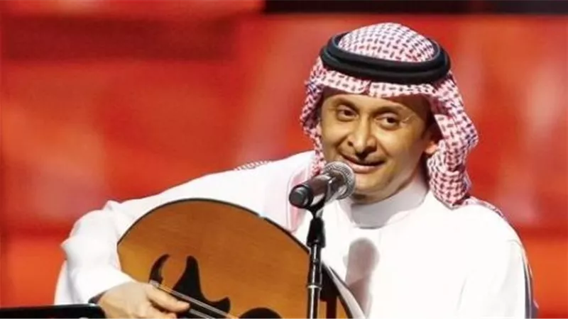 النجم السعودي عبدالمجيد عبدالله يحي خفلًا عنائيًا داخل المملكة البحرينية