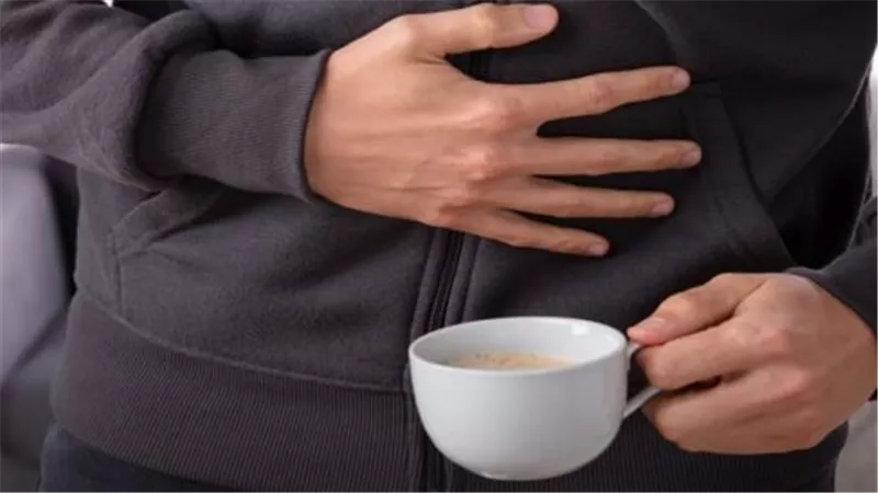 أضرار القهوة على المعدة.. تهيج القولون العصبي