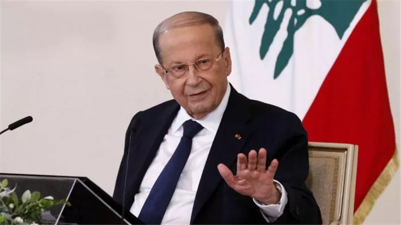 بعد قرار رحيله.. كيف أثار الرئيس اللبناني اللغط في بلاده من قصر بعبدا؟