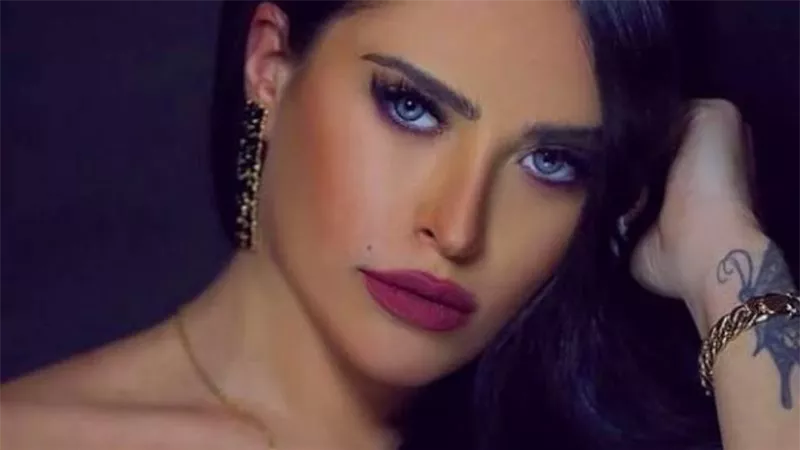 الفنانة الشعبية اللبنانية سارة زكريا تشن هجوما عنيفا ضد إليسا (الأسباب)