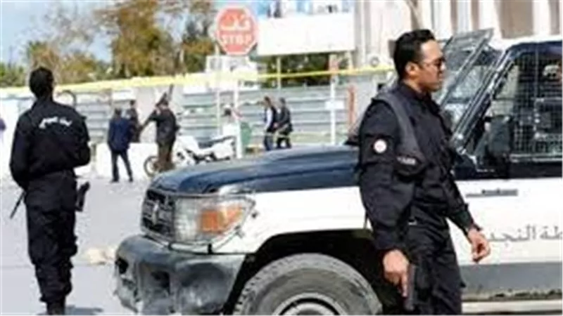  الشرطة التونسية تعثر على جثة فتاة لقيت مصرعها شنقًا داخل منزلها في مدينة القيروان