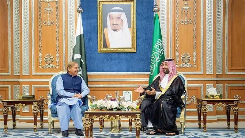 تفاصيل مباحثات ولي العهد السعودي مع رئيس وزراء باكستان