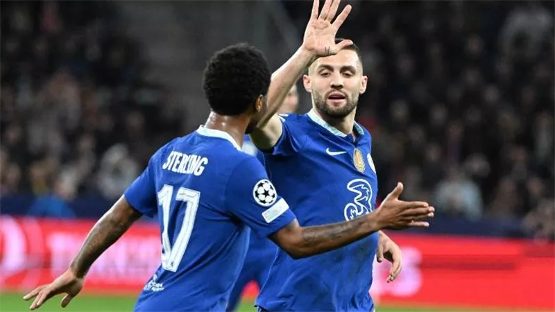  ماتيو كوفاسيتش لاعب وسط تشيلسي الإنجليزي يسير على خطى لوكا مودريتش