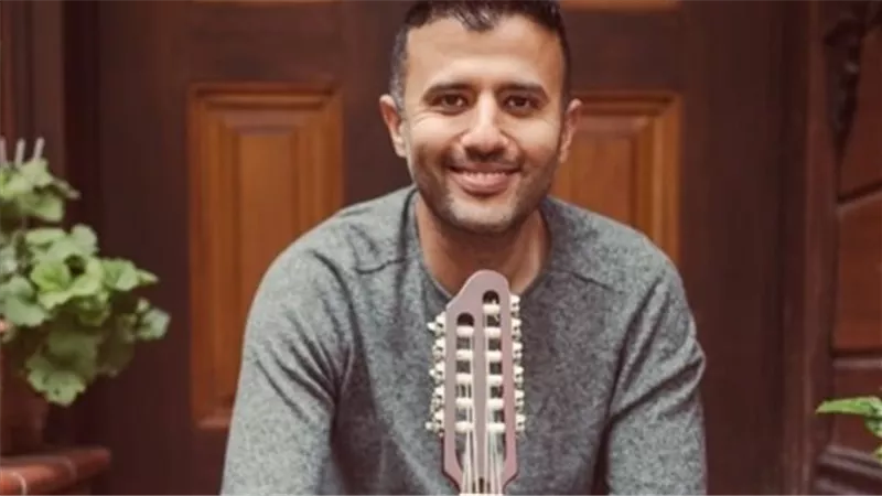 الفنان المصري حمزة نمرة يزيل الستار عن مفاجأة ألبومه الجديد.. ويتصدر التريند