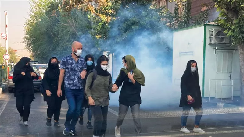 القضاء الإيراني يبدأ محاكمات للمحتجين بذريعة نشر الفوضى