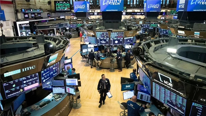 الأسهم الأمريكية تغلق على ارتفاع لتواصل المكاسب التي حققتها الأسبوع الماضي