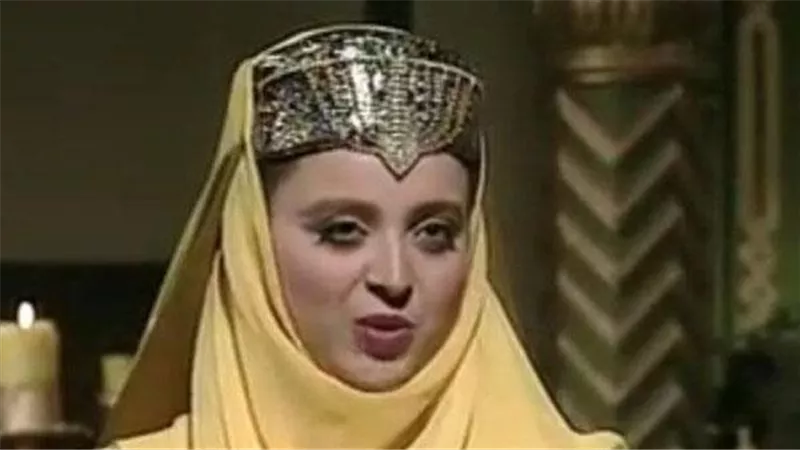الفنانة المعتزلة عبير الشرقاوي توجه الشكر لمتابعيها عبر حسابها 