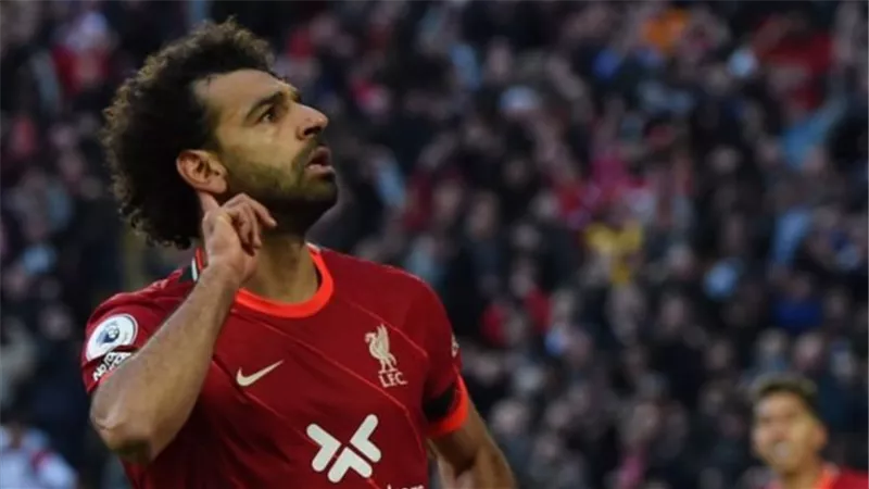 سر إلغاء المطرب المصري حسام حبيب متابعته للنجم محمد صلاح