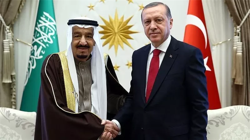 الملك سلمان يُعزي أردوغان في ضحايا حادث تقسيم بإسطنبول