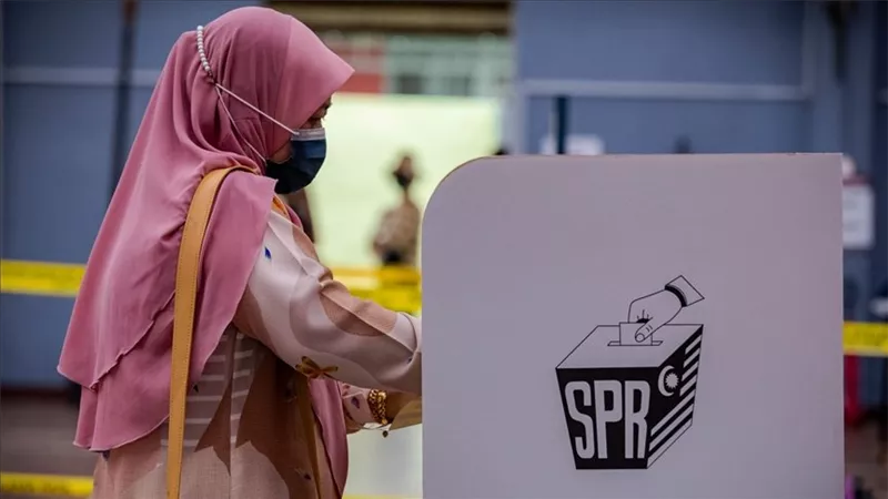 التفاصيل الكاملة حول انتخابات ماليزيا.. وأبرز تصريحات رئيس الوزراء الماليزي السابق محي الدين ياسين