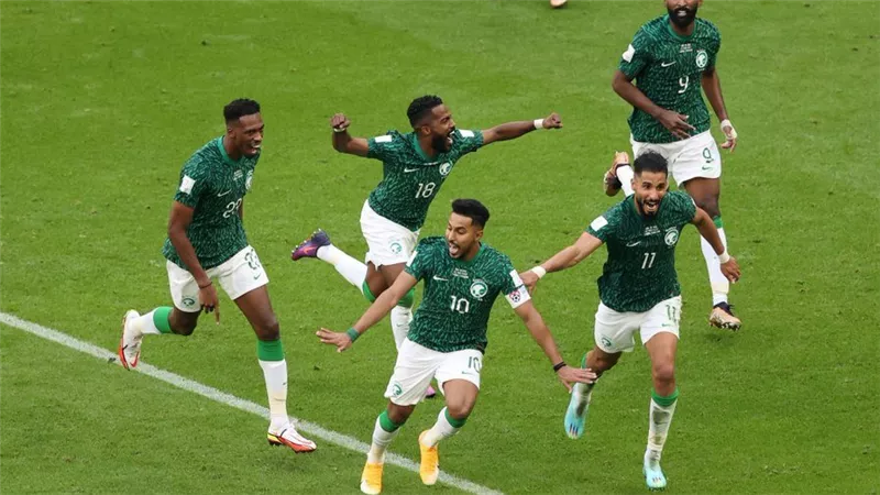 كيف تفاعل نجوم الفن في الوطن العربي مع فوز المنتخب السعودي على الأرجنتيني؟ (صور)