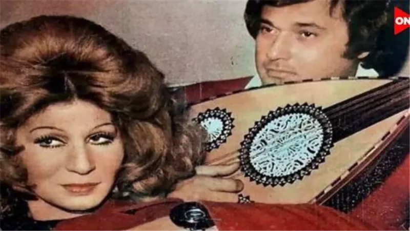 على شاشة 